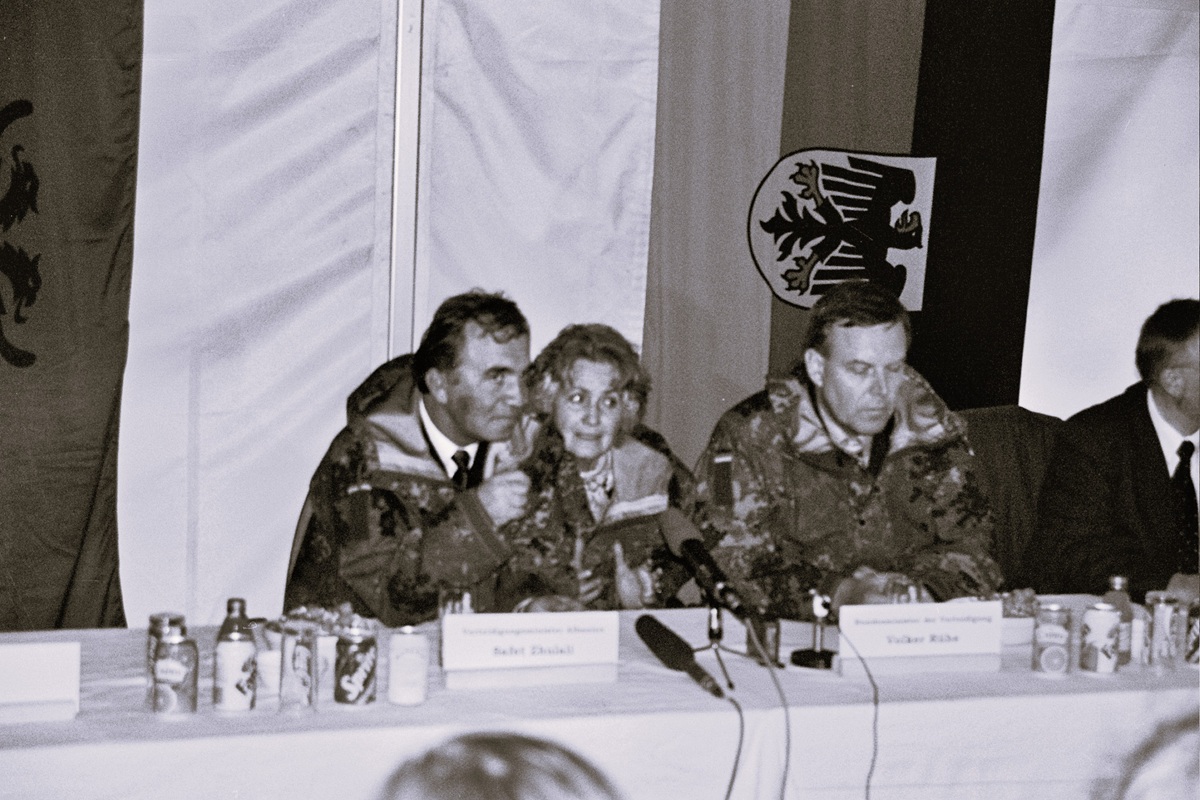 Volker Rühe und Safet Zhalali in Zadar 1996